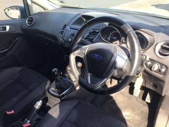 FORD FIESTA 1.0 EcoBoost Zetec 5dr