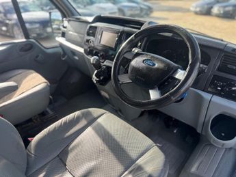 FORD TRANSIT Low Roof 8 Seater GLX TDCi 110ps