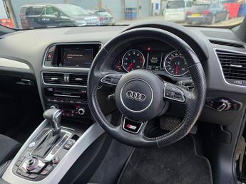 AUDI Q5 S Line