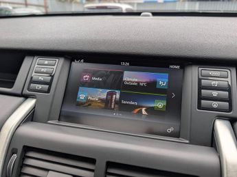 LAND ROVER DISCOVERY SPORT 2.0 TD4 180 HSE Luxury 5dr Auto