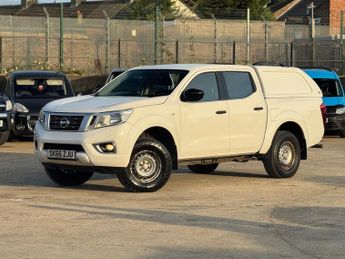 Nissan Navara Double Cab Pick Up Visia 2.3dCi 160 4WD