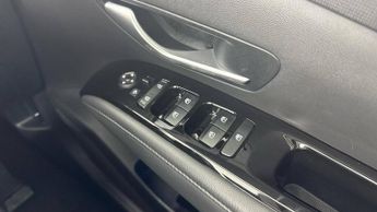 HYUNDAI TUCSON 1.6 h T-GDi Ultimate SUV 5dr Petrol Hybrid Auto Euro 6 (s/s) (23