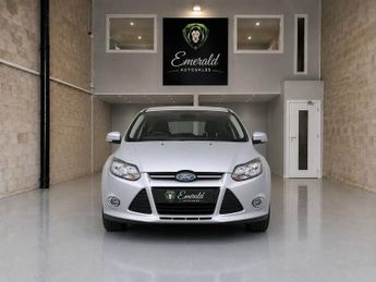 FORD FOCUS 1.6 125 Titanium Navigator 5dr Powershift
