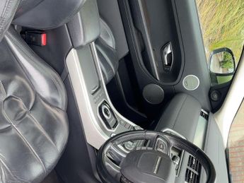 LAND ROVER RANGE ROVER EVOQUE 2.2 SD4 Pure 3dr Auto [Tech Pack]