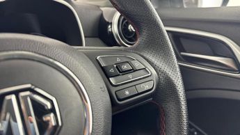 MG MG ZS 72.6kWh Trophy Connect Long Range SUV 5dr Electric Auto (156 ps)