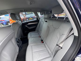 AUDI Q5 2.0 TDI Quattro Sport 5dr S Tronic ++ TECH PACK / NAV / ULEZ / L