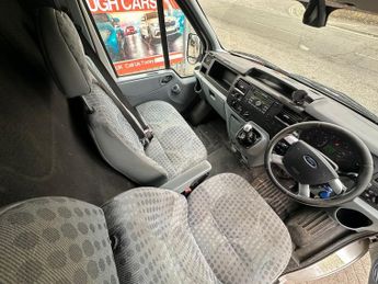 FORD TRANSIT Medium Roof Van Trend TDCi 125ps