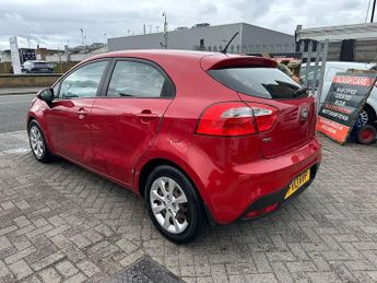 KIA RIO 1.25 1 5dr
