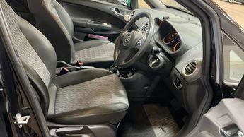 VAUXHALL CORSA 1.4 SE 5dr Auto