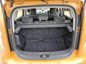 KIA SOUL 1.6 CRDi 2 5dr Auto