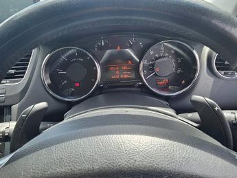 PEUGEOT 5008 1.6 e-HDi Allure 5dr EGC