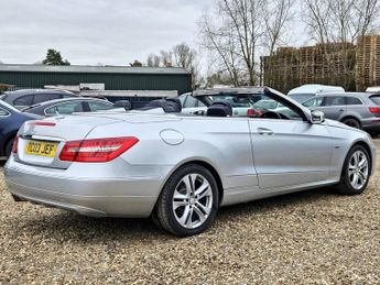 MERCEDES-BENZ E CLASS E220 CDI BlueEFFICIENCY SE 2dr Tip Auto