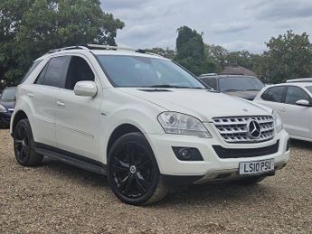 Mercedes M Class ML300 CDi BlueEFFICIENCY [204] Sport 5dr Tip Auto