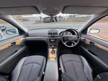 MERCEDES-BENZ E CLASS E220 CDI Avantgarde 4dr Tip Auto
