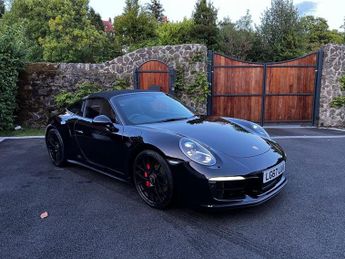 Porsche 911 GTS 2dr PDK