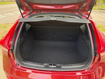 VOLVO V40 D2 [120] Inscription 5dr Geartronic
