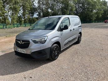Vauxhall Combo 2000 1.6 Turbo D 100ps H1 Edition Van