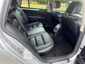 SKODA SUPERB 2.0 TDI CR 170 Elegance 5dr DSG