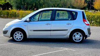 RENAULT MEGANE 1.6 VVT Privilege 5dr Auto [Euro 4]