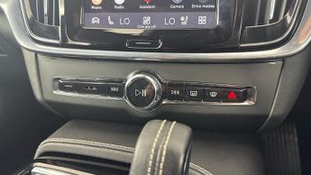 VOLVO S90 2.0h T8 Recharge 11.6kWh R-Design Saloon 4dr Petrol Plug-in Hybr