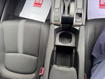 HONDA CIVIC 1.0 VTEC Turbo 126 SR 5dr CVT ++ NAV / CAMERA / CARPLAY / ULEZ +