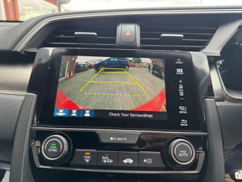 HONDA CIVIC 1.0 VTEC Turbo 126 SR 5dr CVT ++ NAV / CAMERA / CARPLAY / ULEZ +