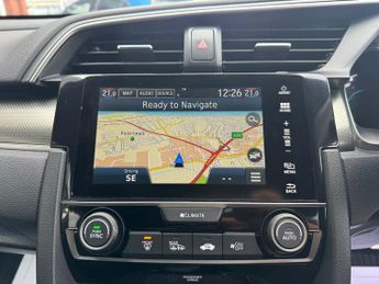 HONDA CIVIC 1.0 VTEC Turbo 126 SR 5dr CVT ++ NAV / CAMERA / CARPLAY / ULEZ +