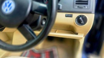 VOLKSWAGEN POLO 1.4 SE 75 5dr Auto