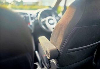 KIA VENGA 1.6 2 Auto Euro 5 5dr