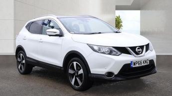Nissan Qashqai 1.5 dCi N-Connecta 5dr PANROOF / NAV / 20 TAX / 74 MPG / ULEZ / 