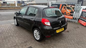 RENAULT CLIO 1.2 16V Dynamique 5dr