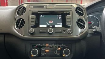 VOLKSWAGEN TIGUAN 2.0 TDi BlueMotion Tech Match 5dr DSG