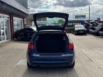 AUDI A3 1.6 Technik 5dr ++ BOSE / ULEZ / AIR CON / 12 SERVICES / CAMBELT