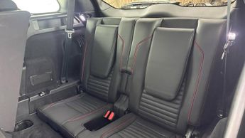 LAND ROVER DISCOVERY SPORT 2.0 D200 MHEV R-Dynamic HSE SUV 5dr Diesel Auto 4WD Euro 6 (s/s)