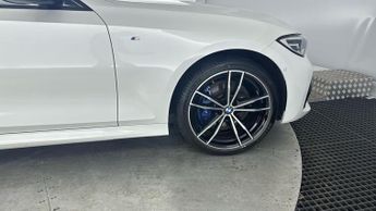 BMW 3 SERIES 2.0 330e 12kWh M Sport Saloon 4dr Petrol Plug-in Hybrid Auto Eur
