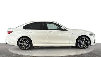 BMW 3 SERIES 2.0 330e 12kWh M Sport Saloon 4dr Petrol Plug-in Hybrid Auto Eur