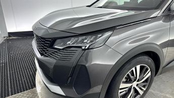 PEUGEOT 3008 1.6 12.4kWh Active SUV 5dr Petrol Plug-in Hybrid e-EAT Euro 6 (s