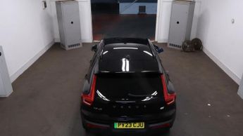 VOLVO XC40 Recharge Twin 82kWh Core SUV 5dr Electric Auto AWD (408 ps)