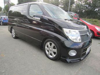 Nissan Elgrand HIGHWAY STAR