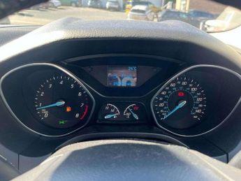 FORD FOCUS 1.0T EcoBoost Titanium Hatchback 5dr Petrol Manual Euro 5 (s/s) 