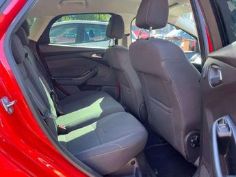FORD FOCUS 1.0T EcoBoost Titanium Hatchback 5dr Petrol Manual Euro 5 (s/s) 