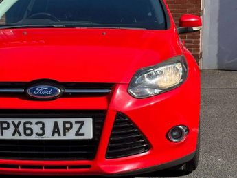 FORD FOCUS 1.0T EcoBoost Titanium Hatchback 5dr Petrol Manual Euro 5 (s/s) 