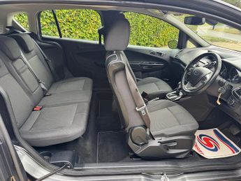 FORD B-MAX 1.6 Titanium Navigator 5dr Powershift