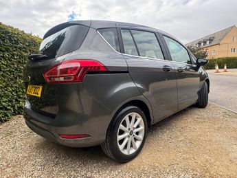 FORD B-MAX 1.6 Titanium Navigator 5dr Powershift