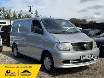 Toyota Hiace 280 Van 2.5 D-4D 120hp