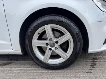 AUDI A3 1.4 TFSI SE 5dr S Tronic ++ TECH PACK / ULEZ / NAV / DAB / 7 SER