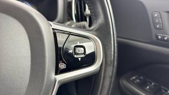 VOLVO V60 2.0 T4 Momentum Plus Estate 5dr Petrol Auto Euro 6 (s/s) (190 ps