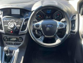 FORD FOCUS 1.0 125 EcoBoost Titanium 5dr