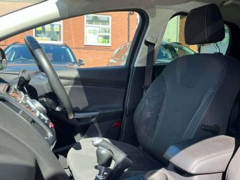 FORD FOCUS 1.0 125 EcoBoost Titanium 5dr