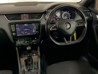 SKODA OCTAVIA 2.0 TDI CR vRS 5dr DSG